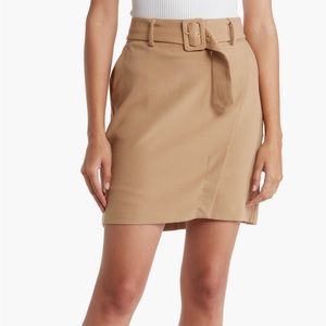 Ellen Tracy faux wrap tan skirt with elastic waistband and buckle belt. NWT